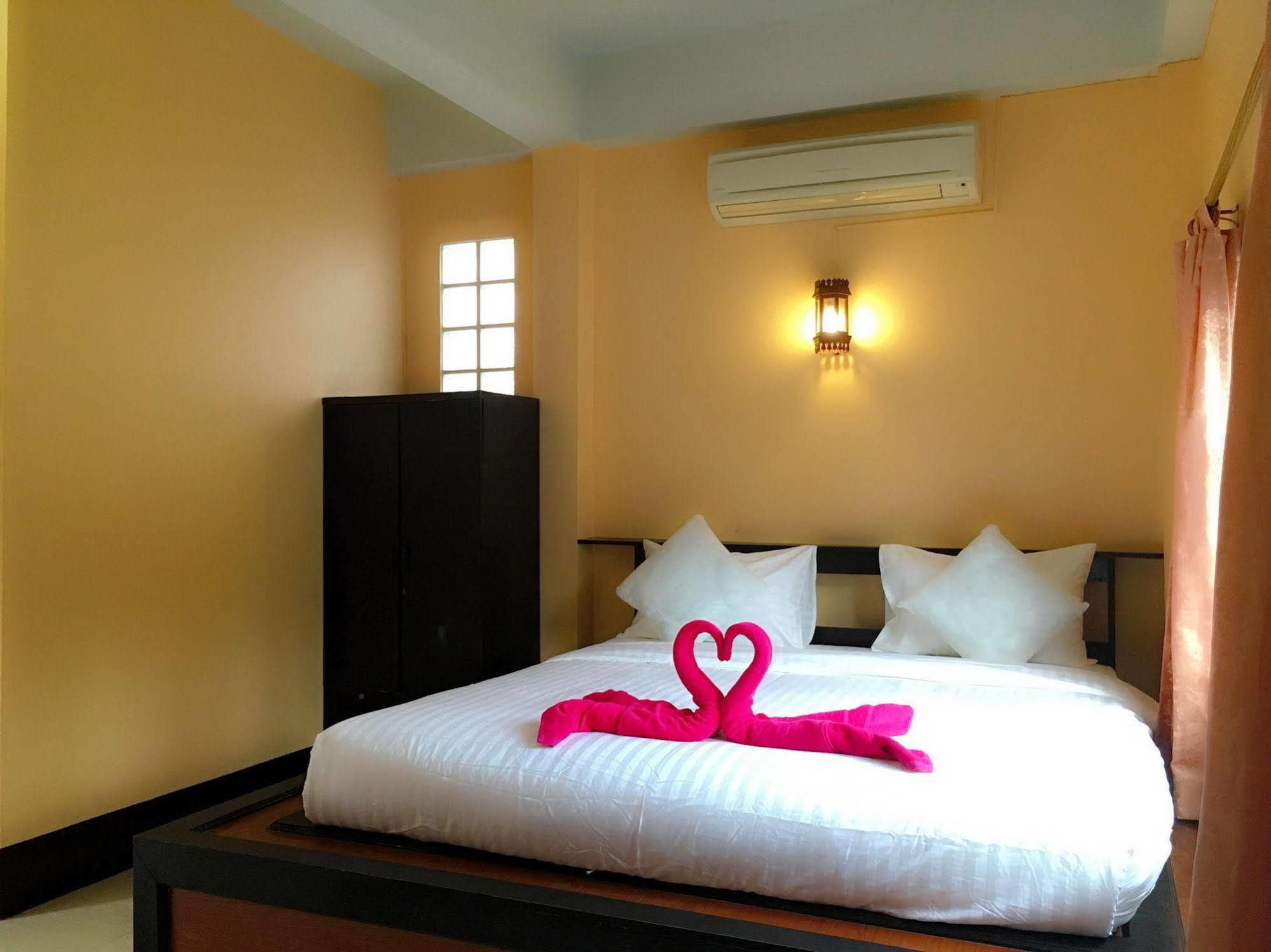 Sarin Guesthouse Koh Tao Exterior photo