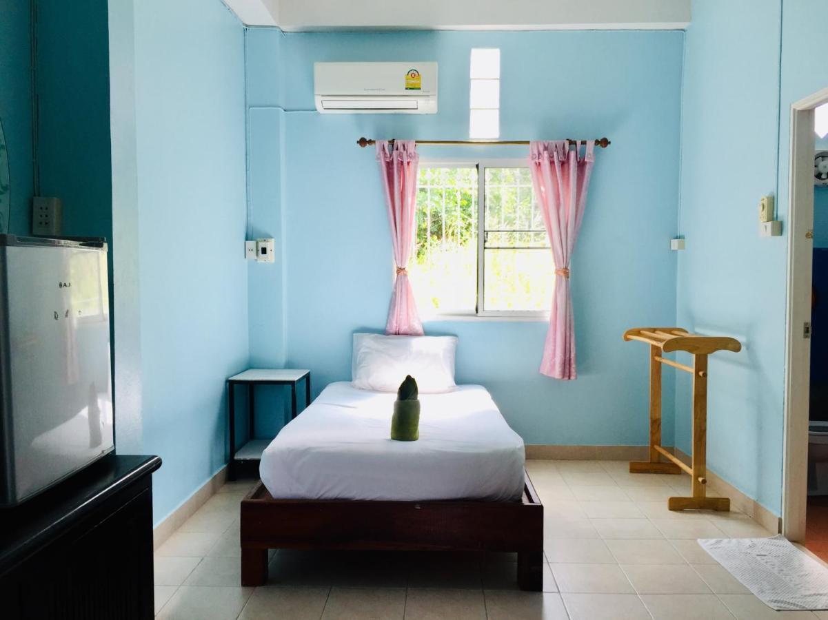 Sarin Guesthouse Koh Tao Exterior photo